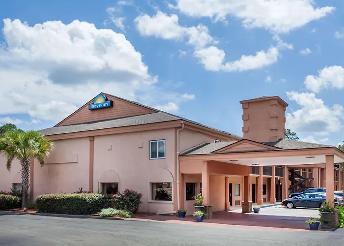 Days Inn By Wyndham Columbia